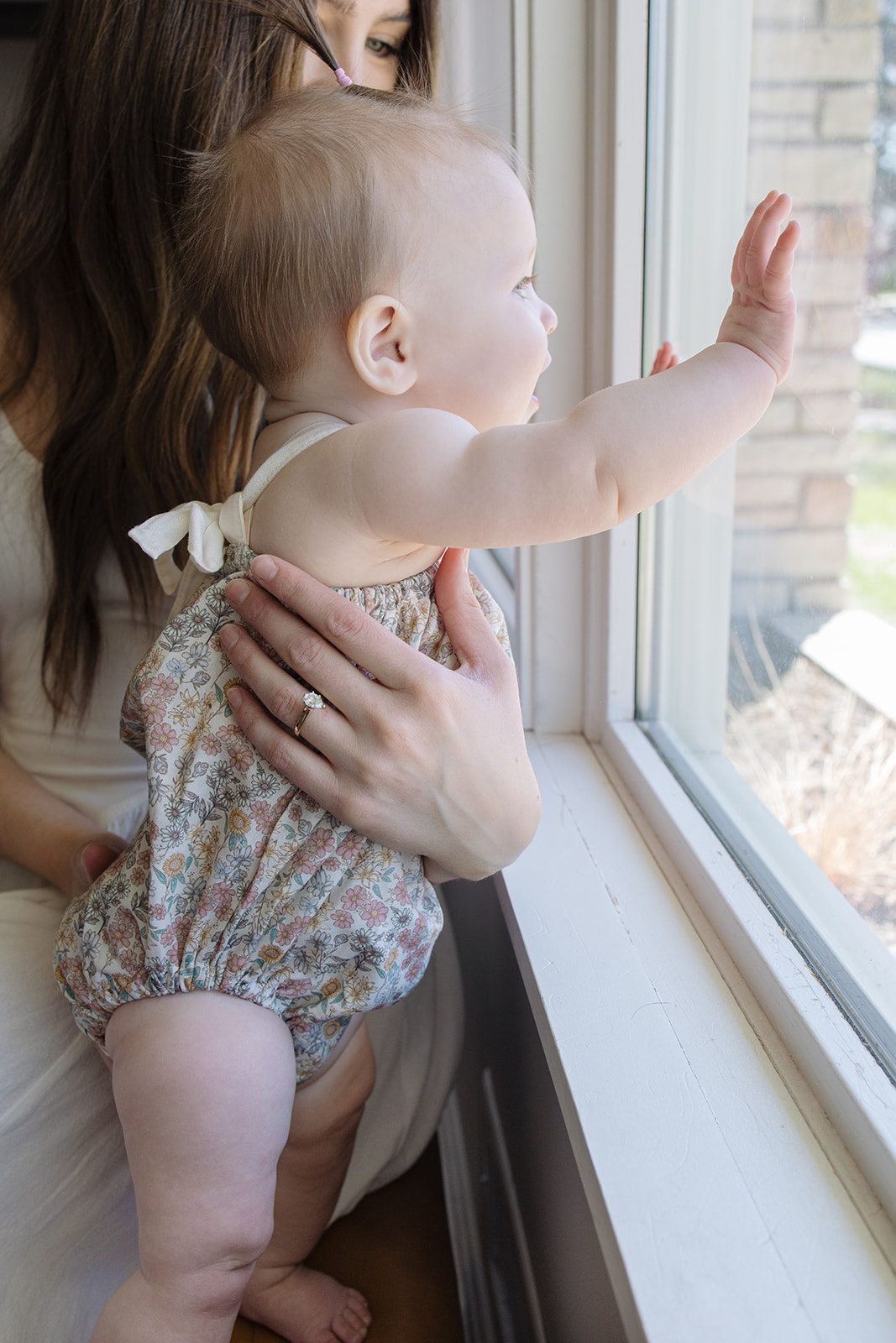 9 month old girl Minnesota Photoshoot