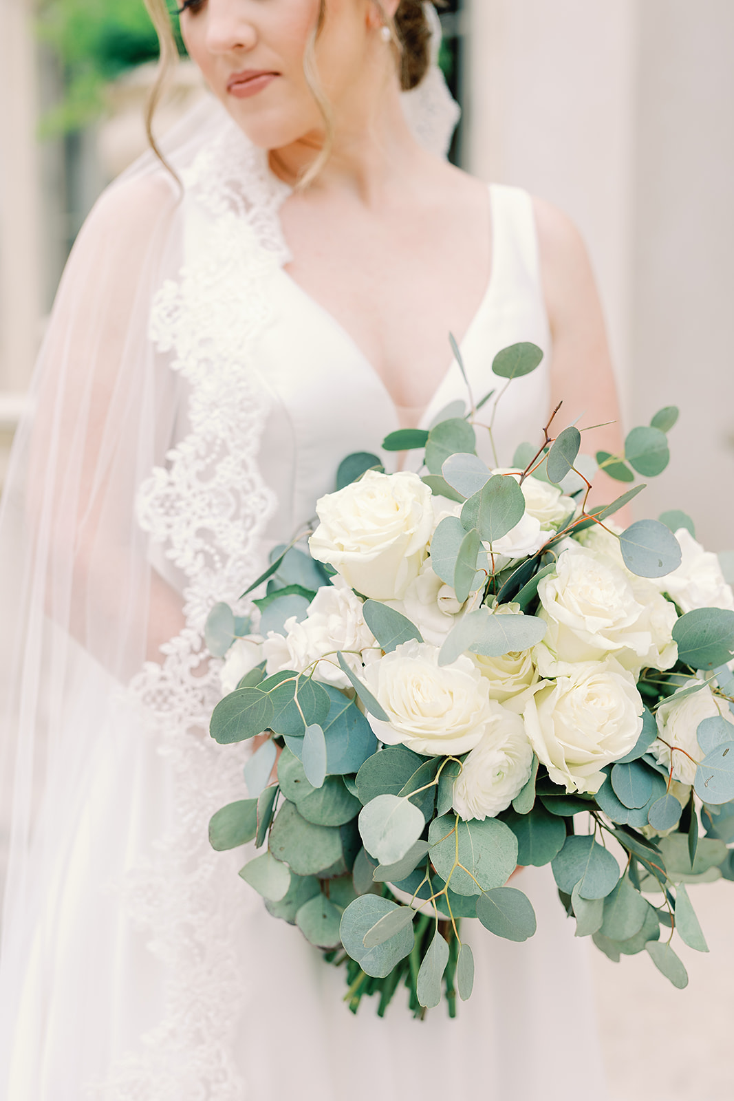 a wedding bouquet photographed by abby bates photography