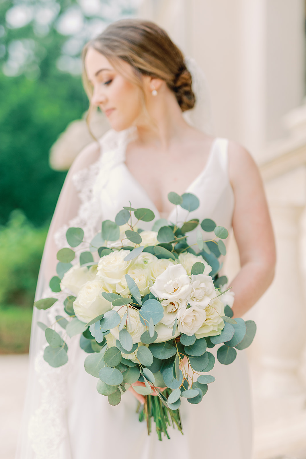 a wedding bouquet photographed by abby bates photography