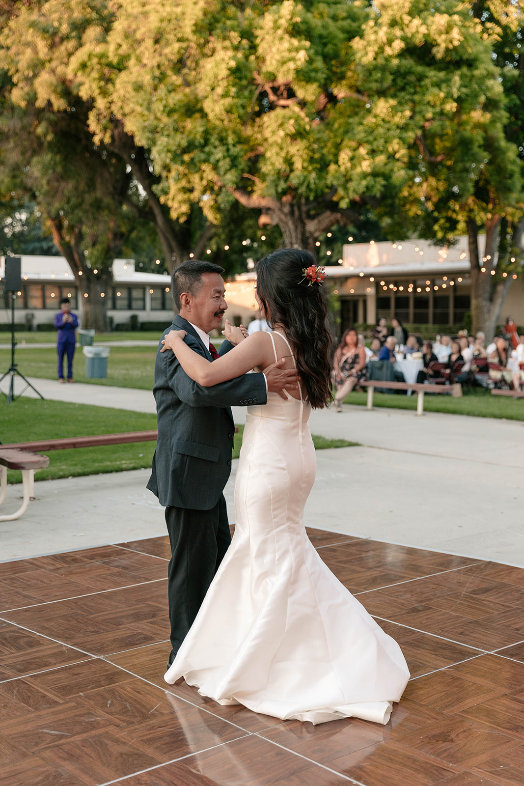 san jose wedding couples photography bridal session warm bouquet tones north california wedding outdoor first dance