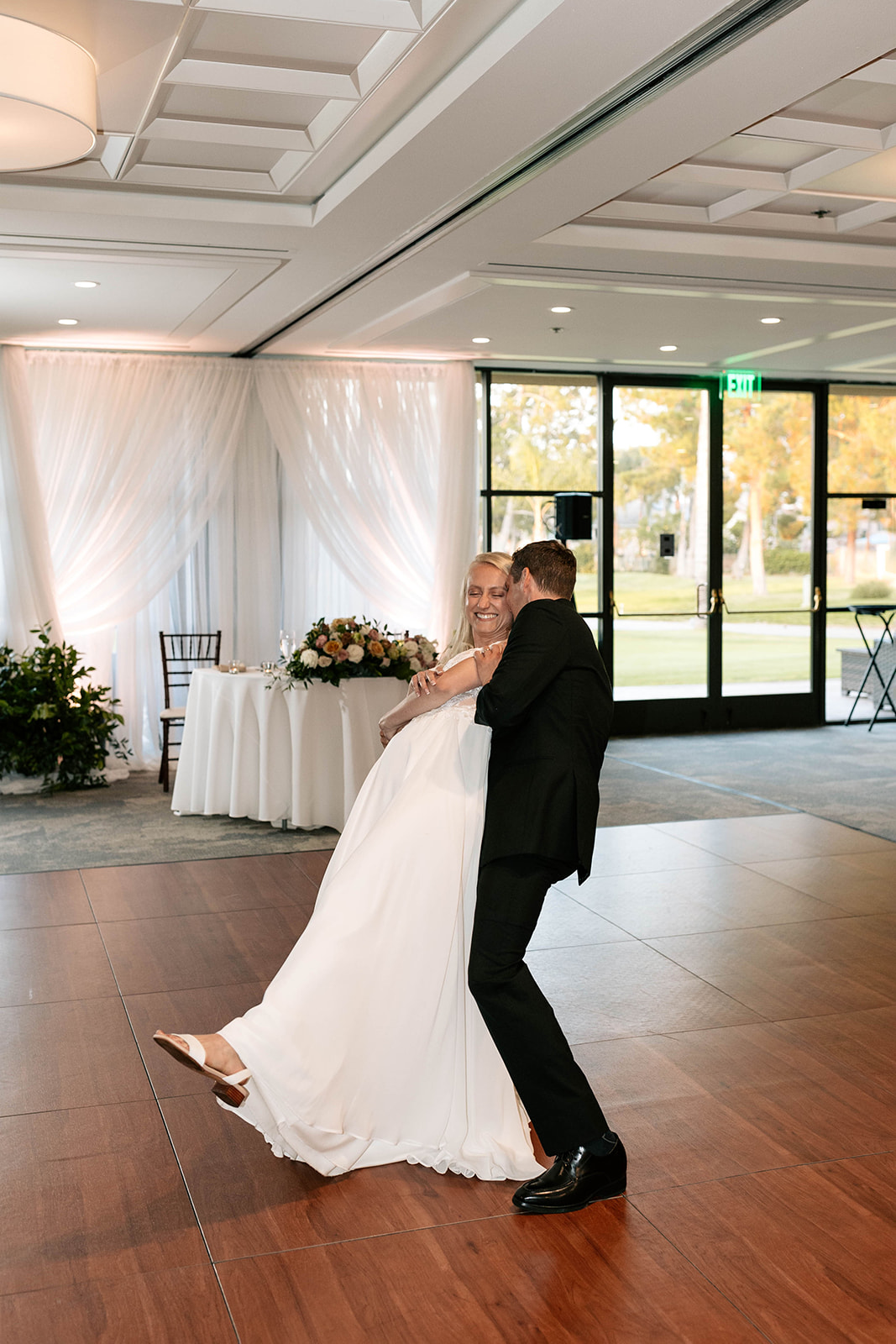 socal placentia california wedding alta vista country club first dance indoor reception indoor ceremony