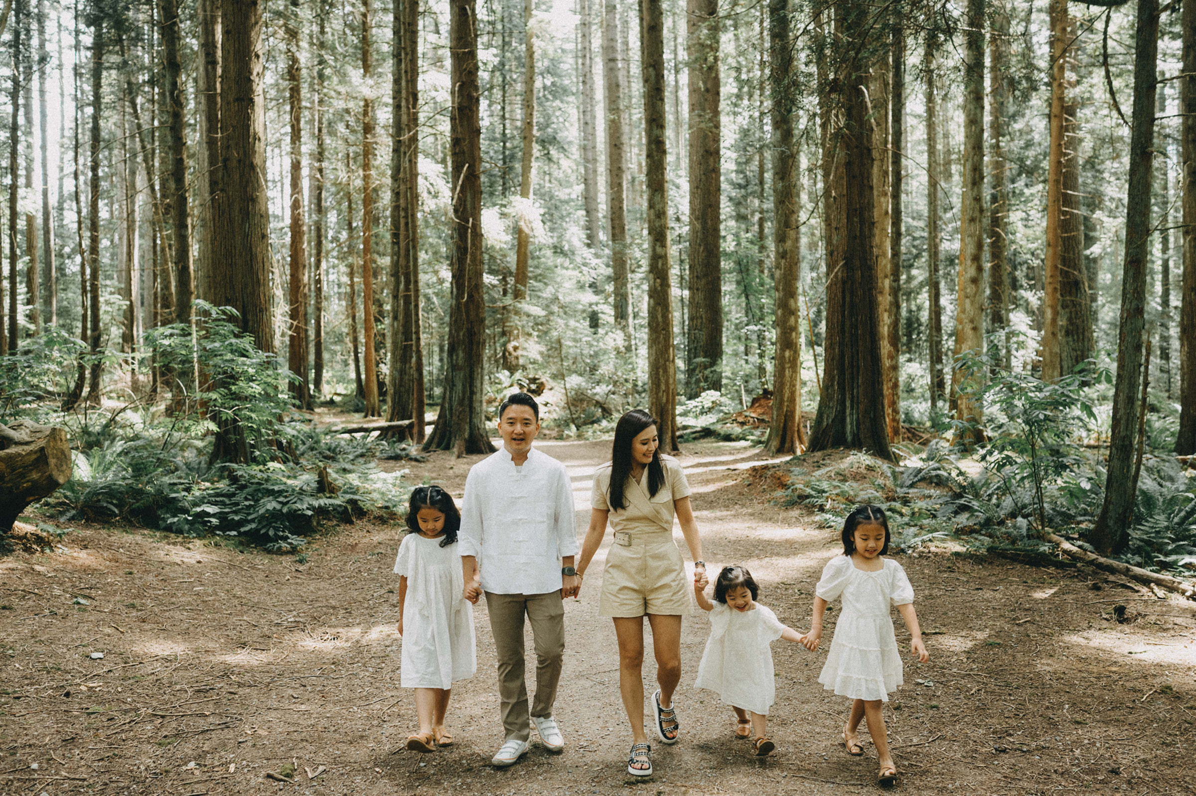 Pacific Spirit Park Vancouver Family Photographer 