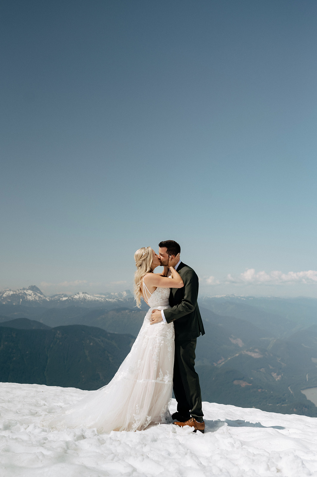 A couple who eloped in Hope BC via helicopter 