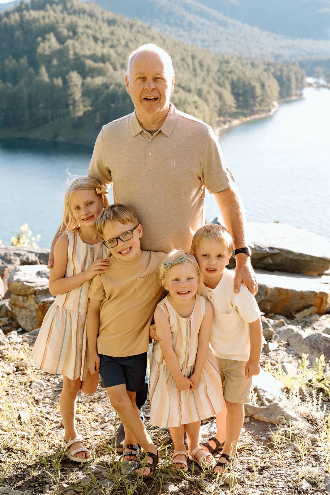 An extended family photo session at Pactola in the Black Hills near Rapid City, SD