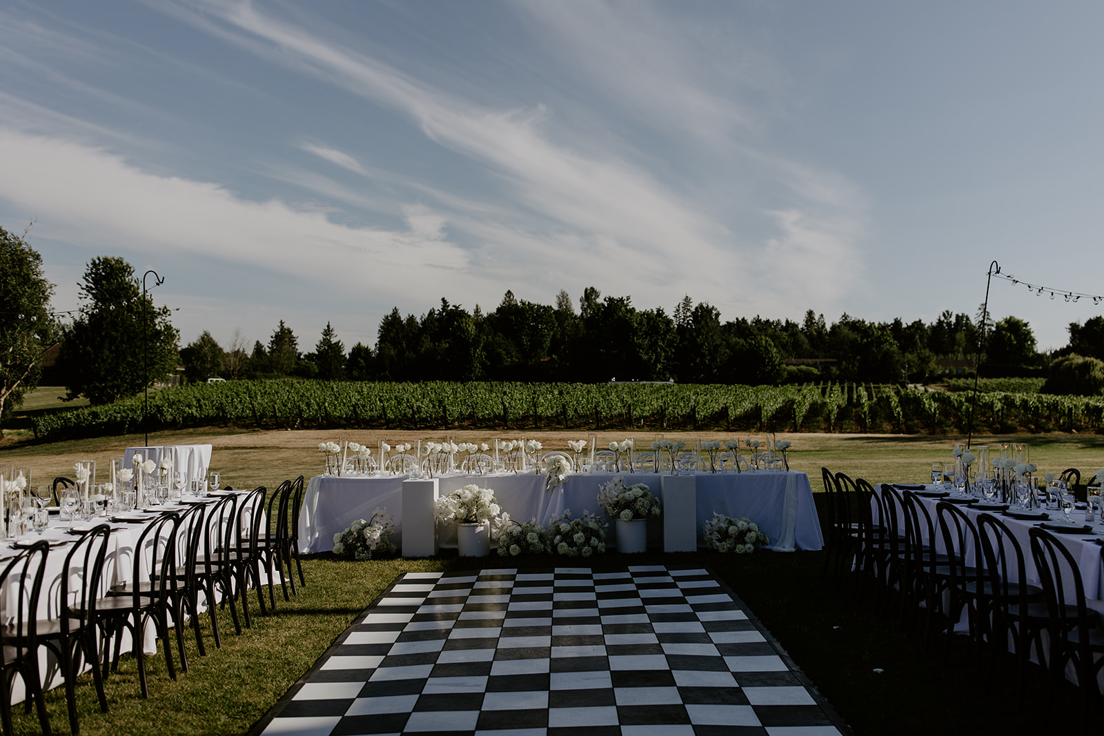 A modern and luxury outdoor wedding at Cannon Estate Winery in Abbotsford, BC