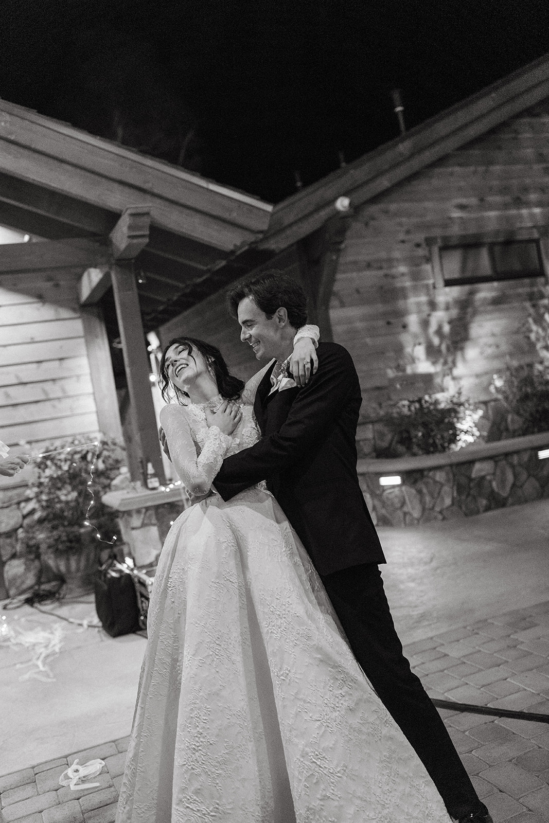 Romantic wedding at Walnut Grove in Moorpark, California