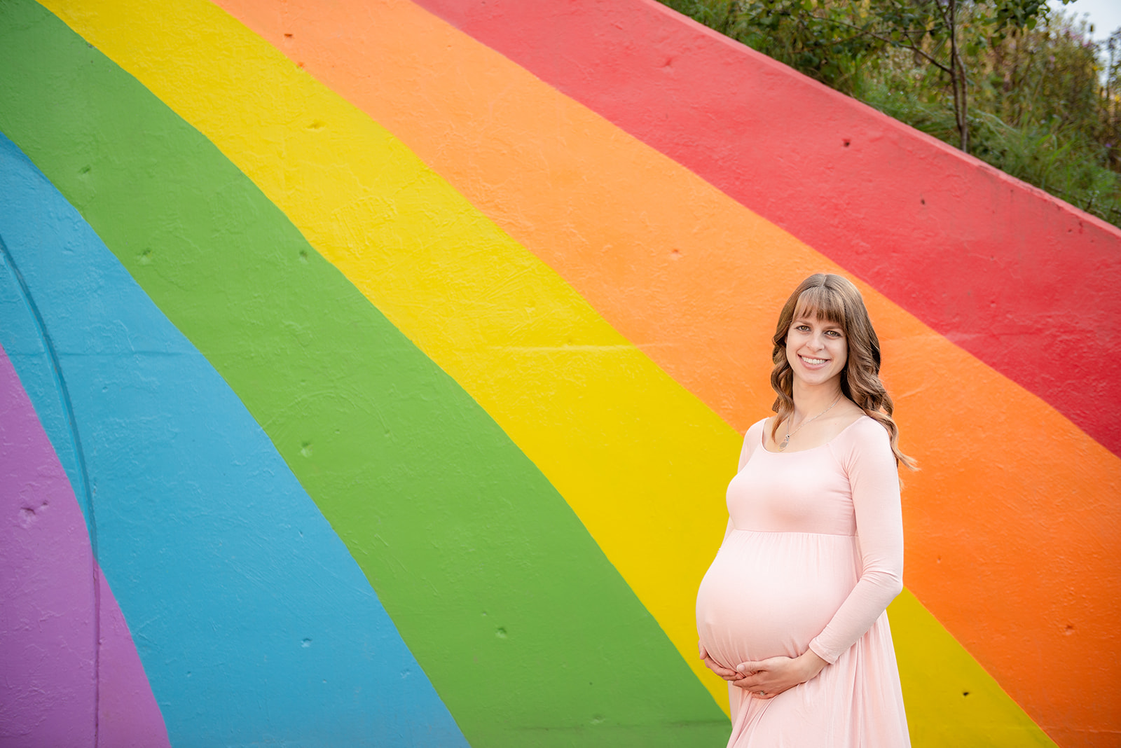 Maternity Photo Session by the Rainbow Bridge at Charles Sauriol