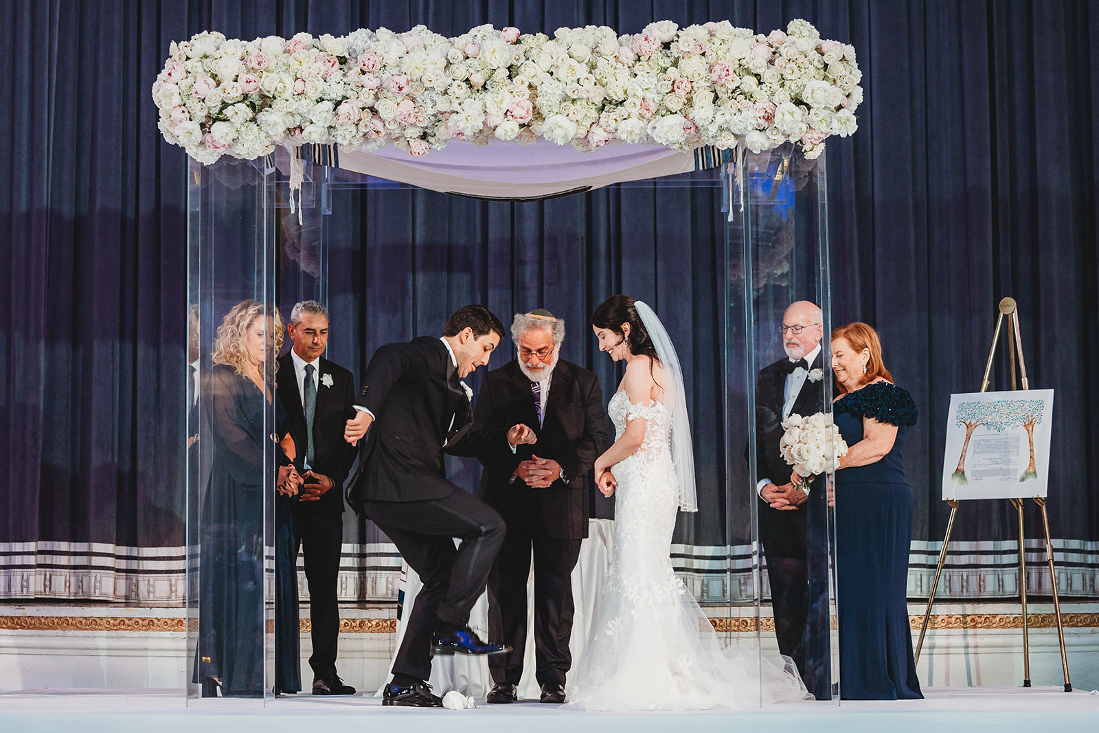 stunning classy elegant romantic bellevue hotel Philadelphia Jewish wedding best photographer Pennsylvania