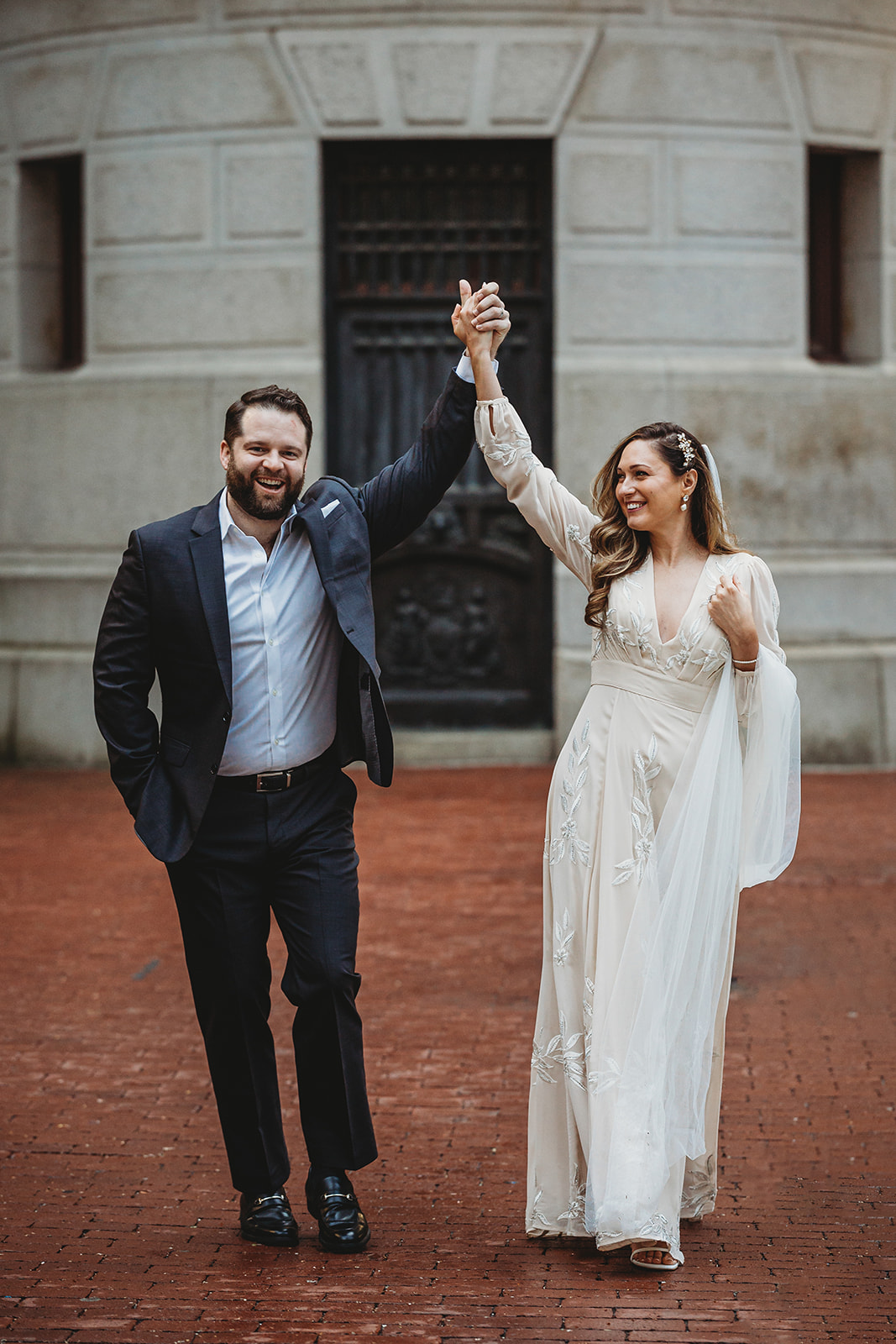 rainy intimate Philadelphia City Hall elopement wedding Pennsylvania fall outdoors classy fun