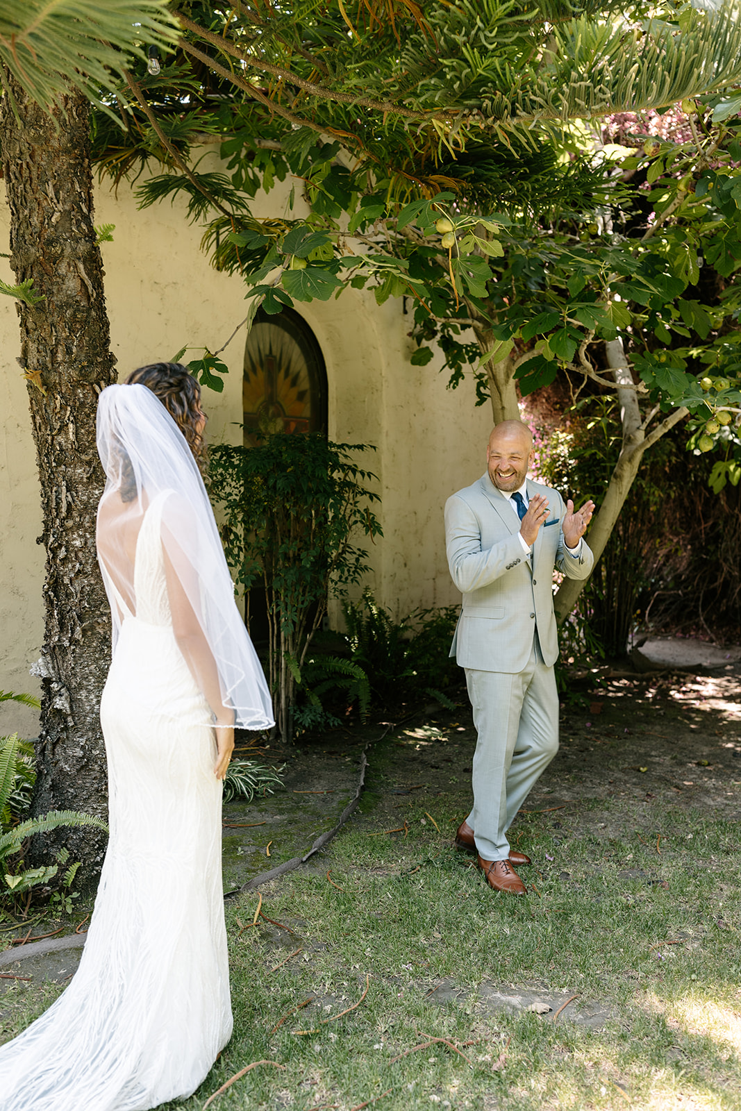 griffith house anaheim california socal orange county wedding bride first look father daughter emotional grey suit blue