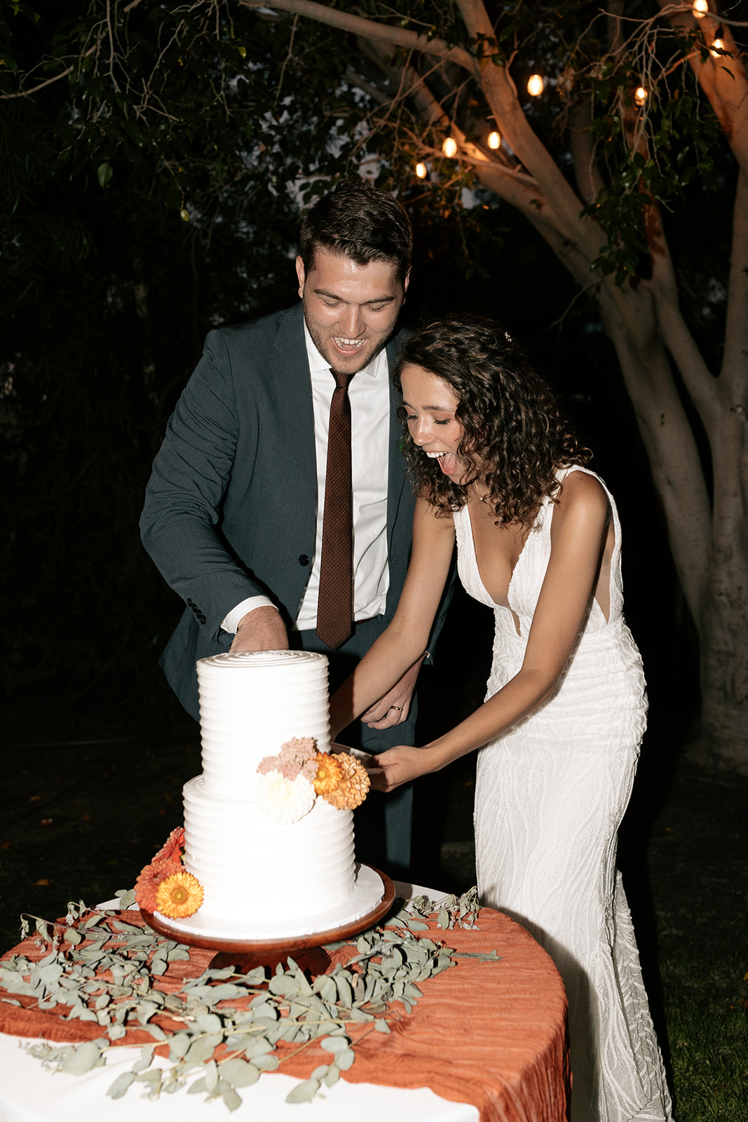 griffith house anaheim california socal orange county wedding cake cutting funny cute wedding cake ideas white cake