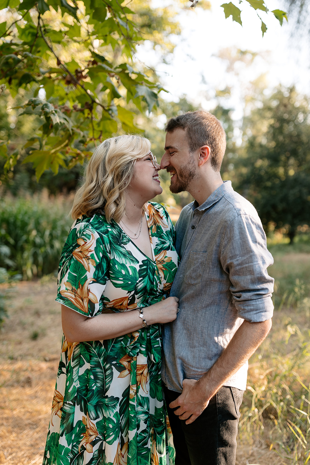 hiltscher park fullerton california engagement session sunny photoshoot southern california engagement photographer ring