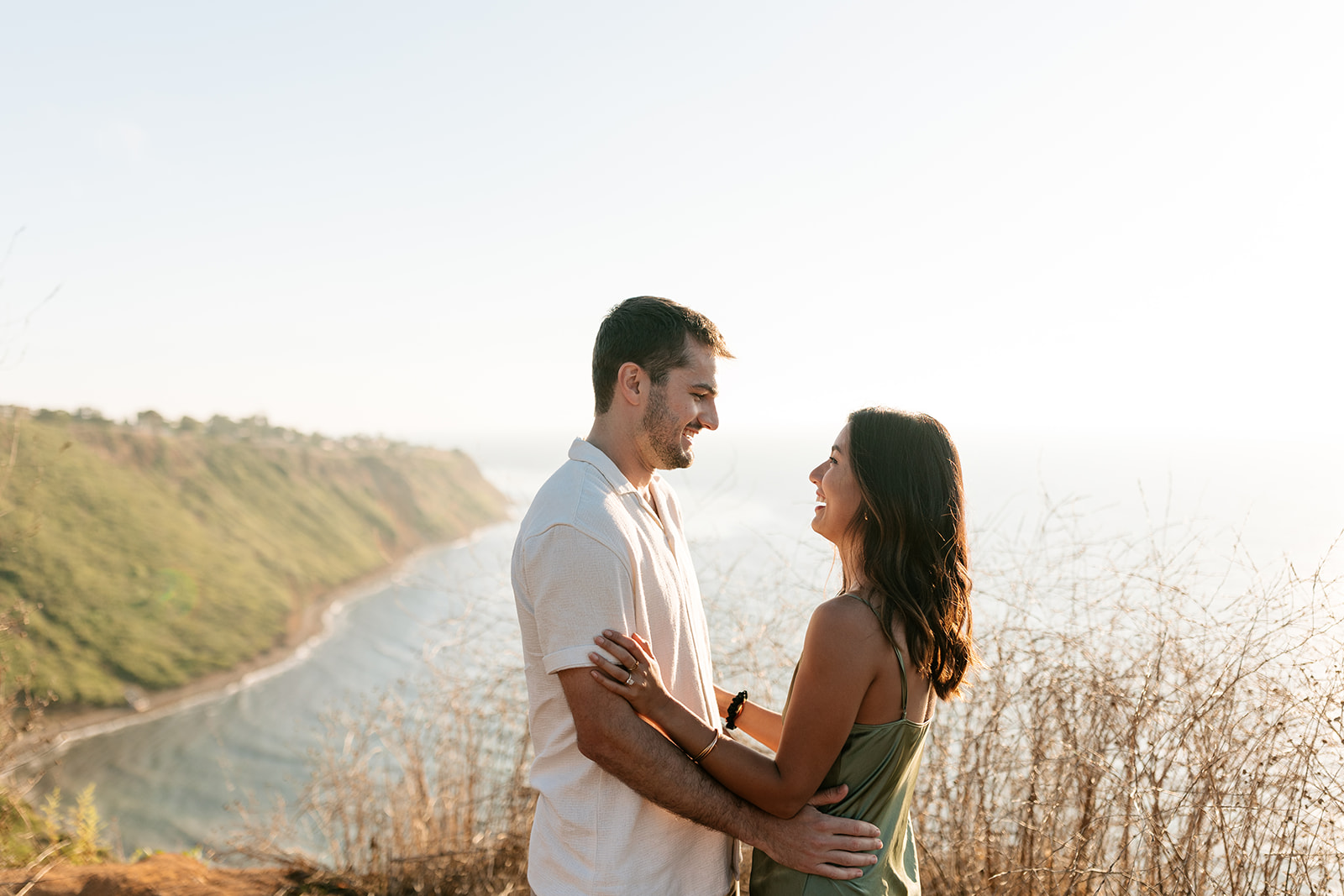 cliffside proposal engagement session palos verdes california socal couples photoshoot photo session couples outfits