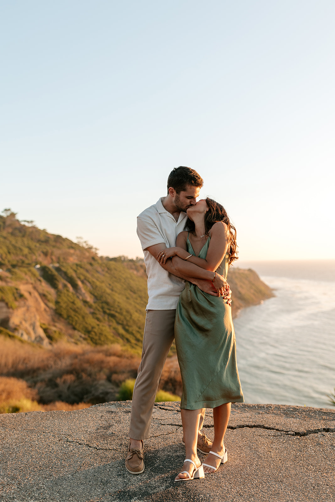cliffside proposal engagement session palos verdes california socal  photography ideas couples poses ideas outfits