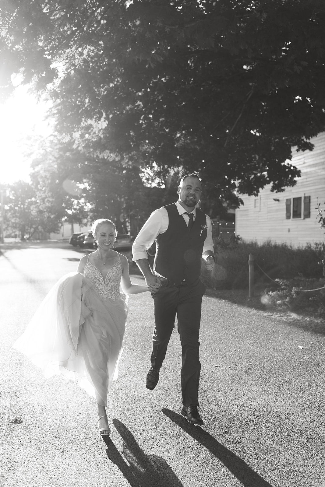 copper gables barn wedding roy washington state photographer couples poses wedding venue ideas photoshoot ideas