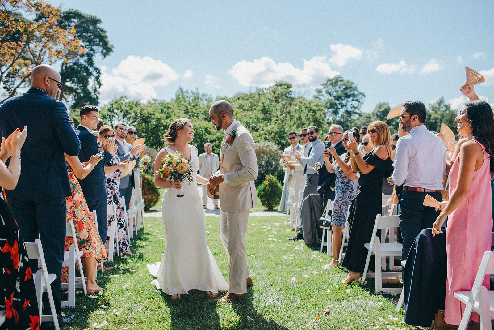 Genuine documentary wedding photos from an outdoor ceremony at Pinecroft Mansion in downtown Cincinnati 