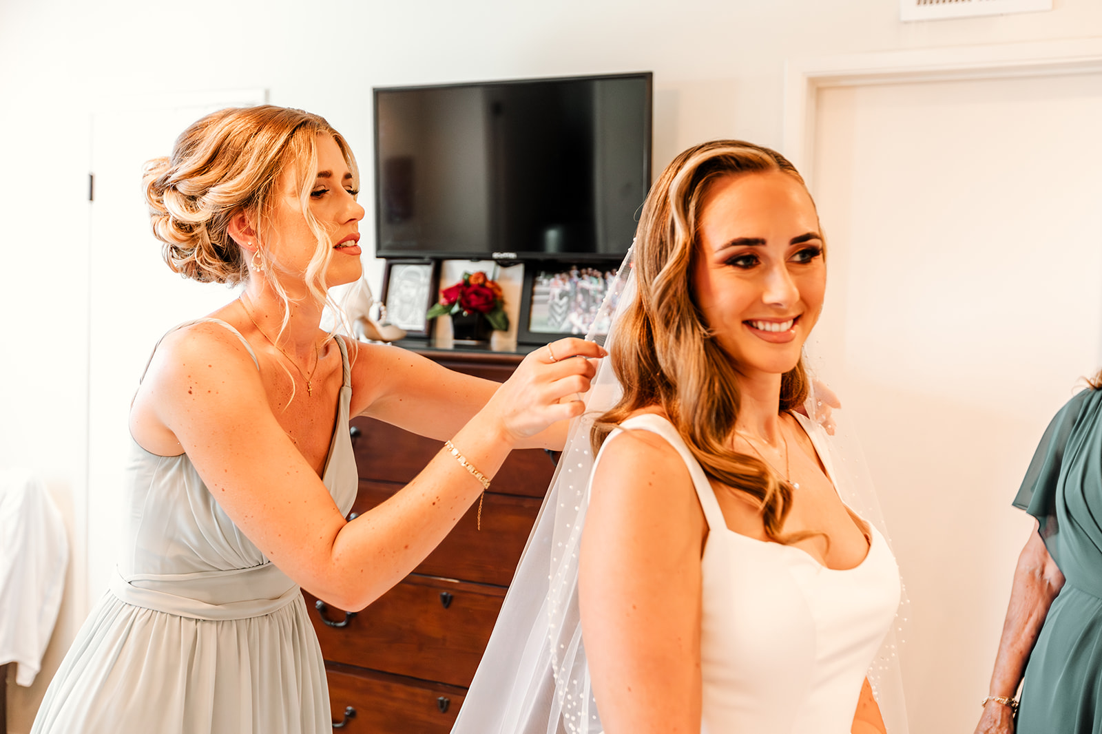 Bridal Prep with Maid of honor