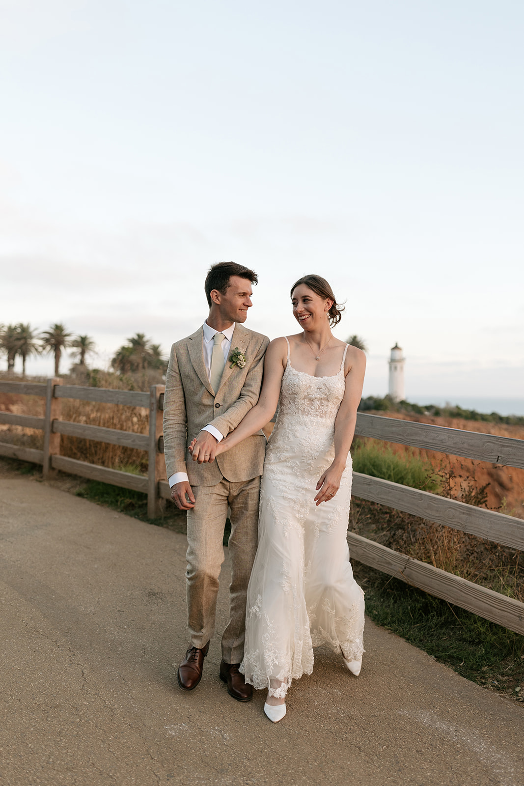 point vicente lighthouse wedding rancho palos verdes california beachside ocean view sunset golden hour wedding