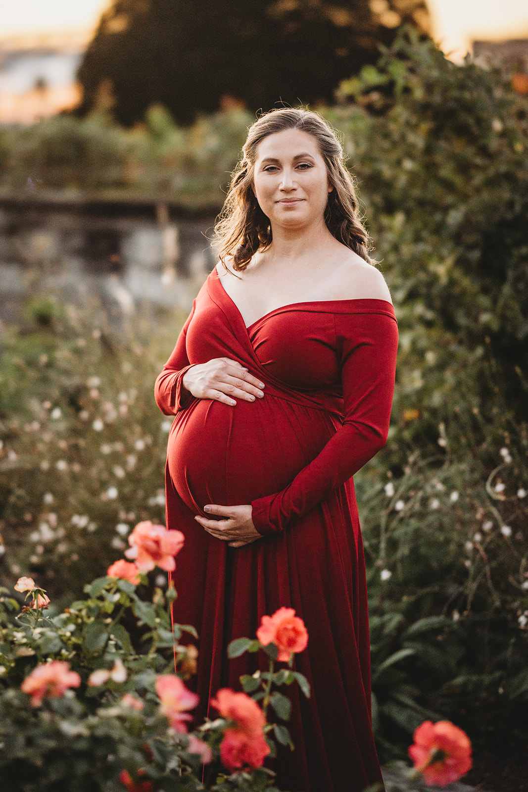 longwood gardens fall outdoor maternity pregnancy portrait session photoshoot Kennett Square Philadelphia photographer