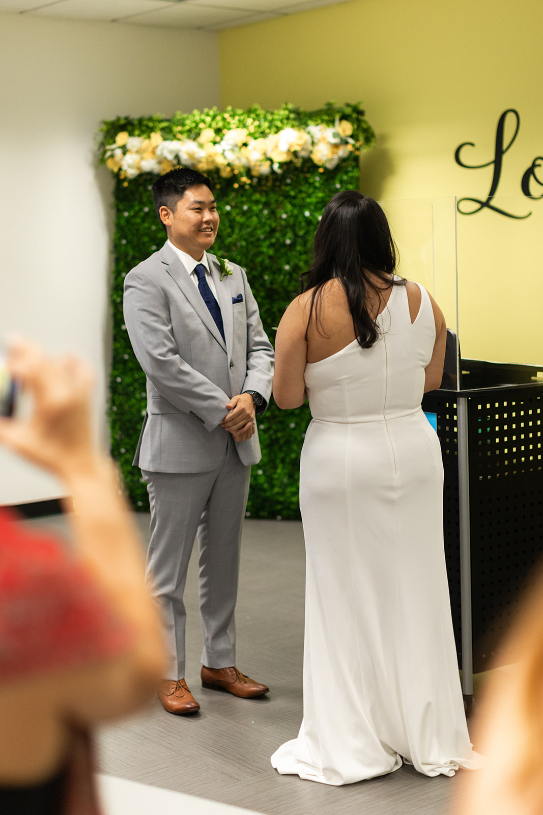 a couple eloped at the Beverly Hills Courthouse in Los Angeles, California