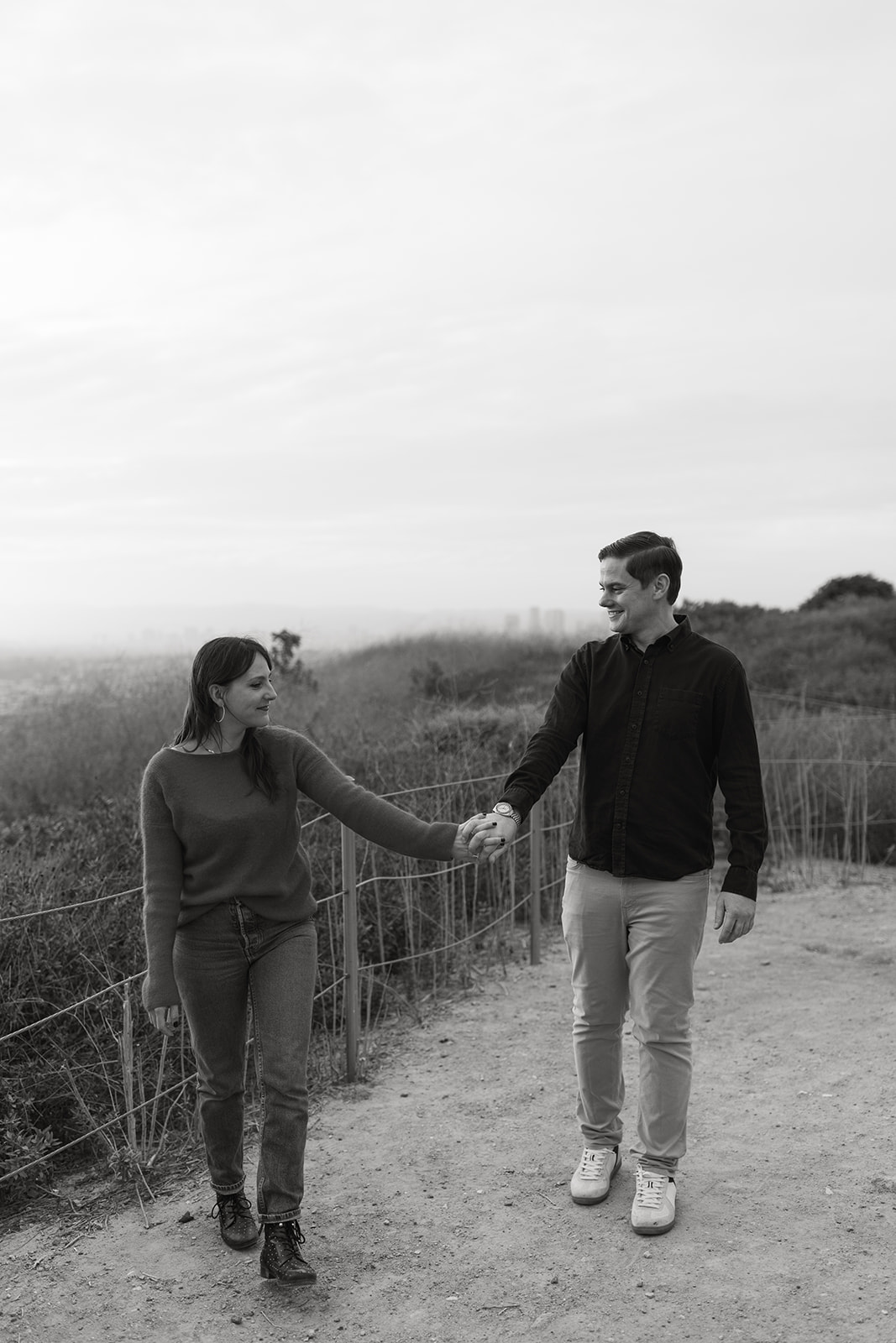 southern california socal baldwin hills park engagement couples poses ideas couples pose scenic photoshoot hillside pics