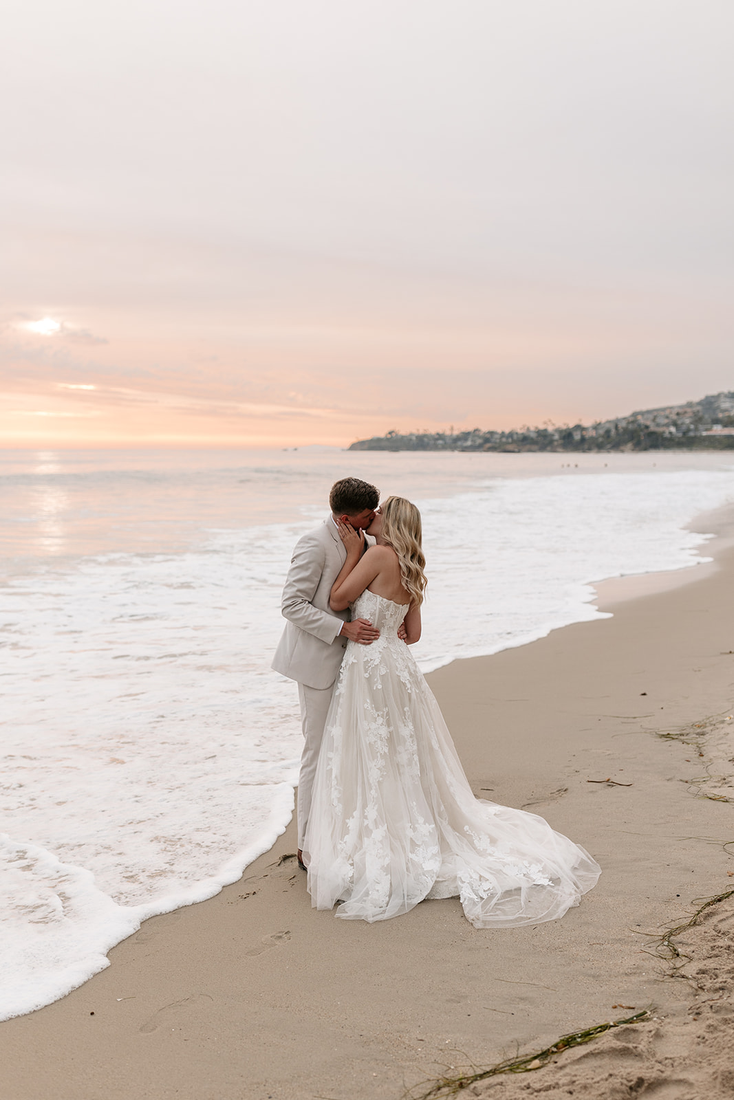 womens club wedding southern california laguna beach socal sunset beach wedding ceremony beach wedding ideas