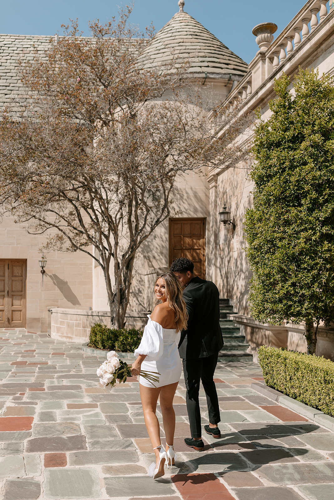 greystone mansion beverly hills los angeles southern california engagement fountain photoshoot castle photoshoot