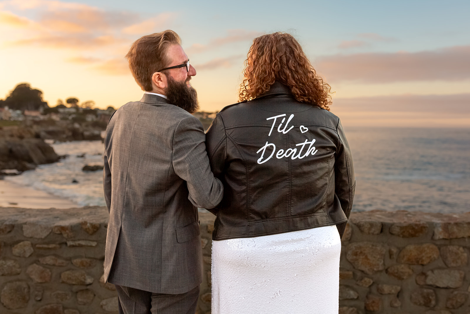 bride and groom monterey wedding lovers point sunset