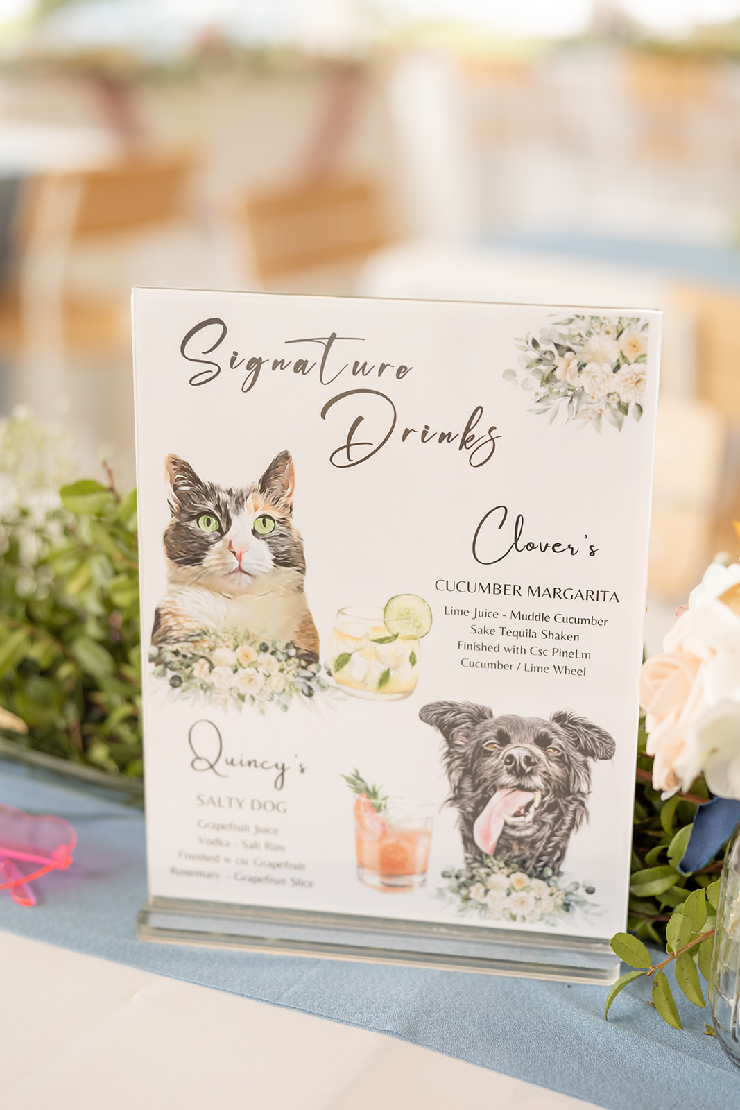 incorporating pets into wedding day signage
