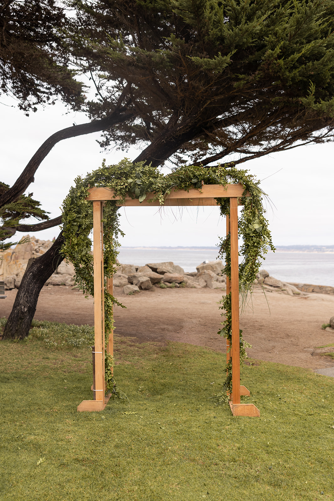 simple arbor arch coastal weddingn