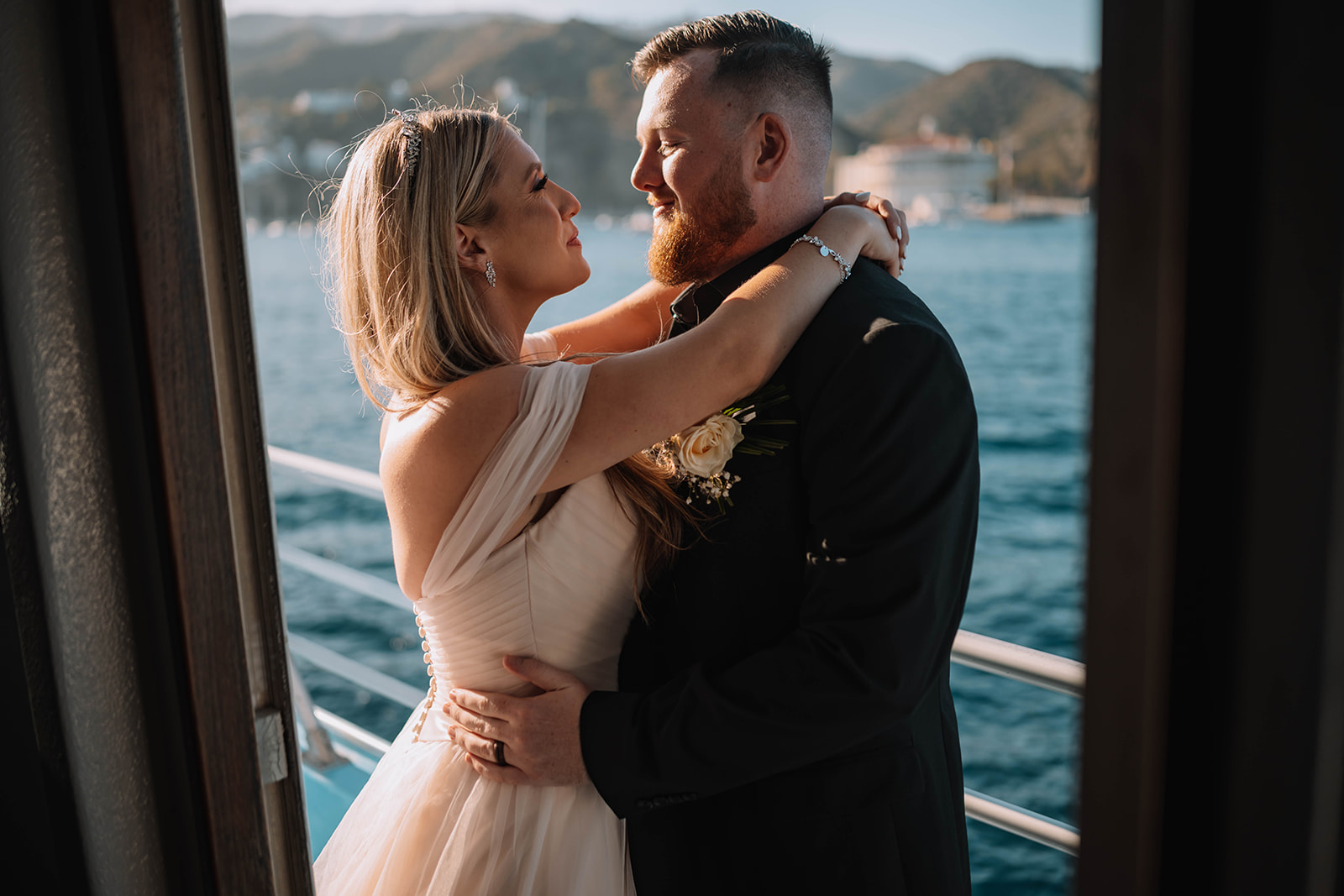 couple eloping to catalina on the catalina express