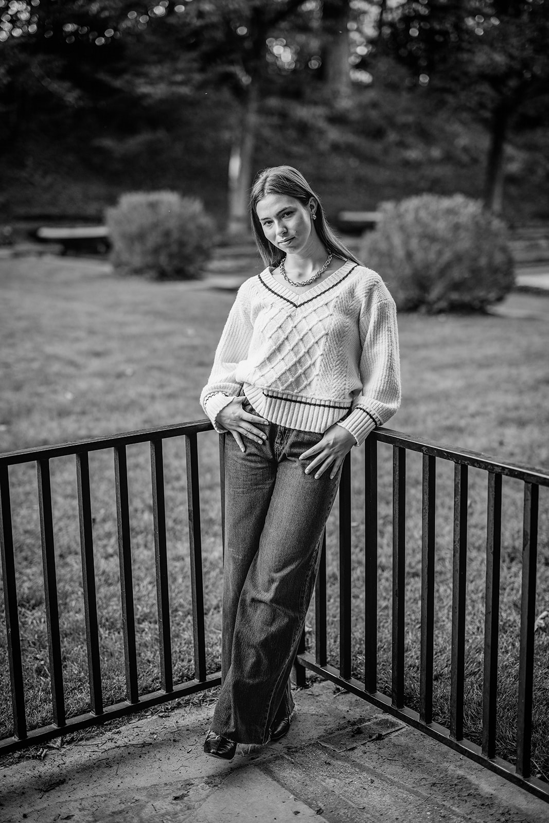 Longwood Gardens fall high school senior portrait session photoshoot fountains fashion model
