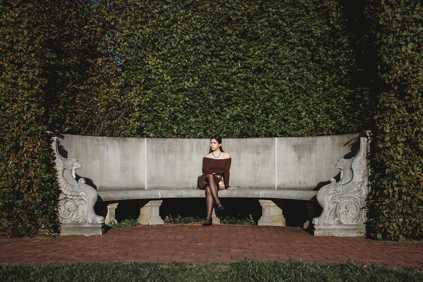 Longwood Gardens fall high school senior portrait session photoshoot fountains fashion model