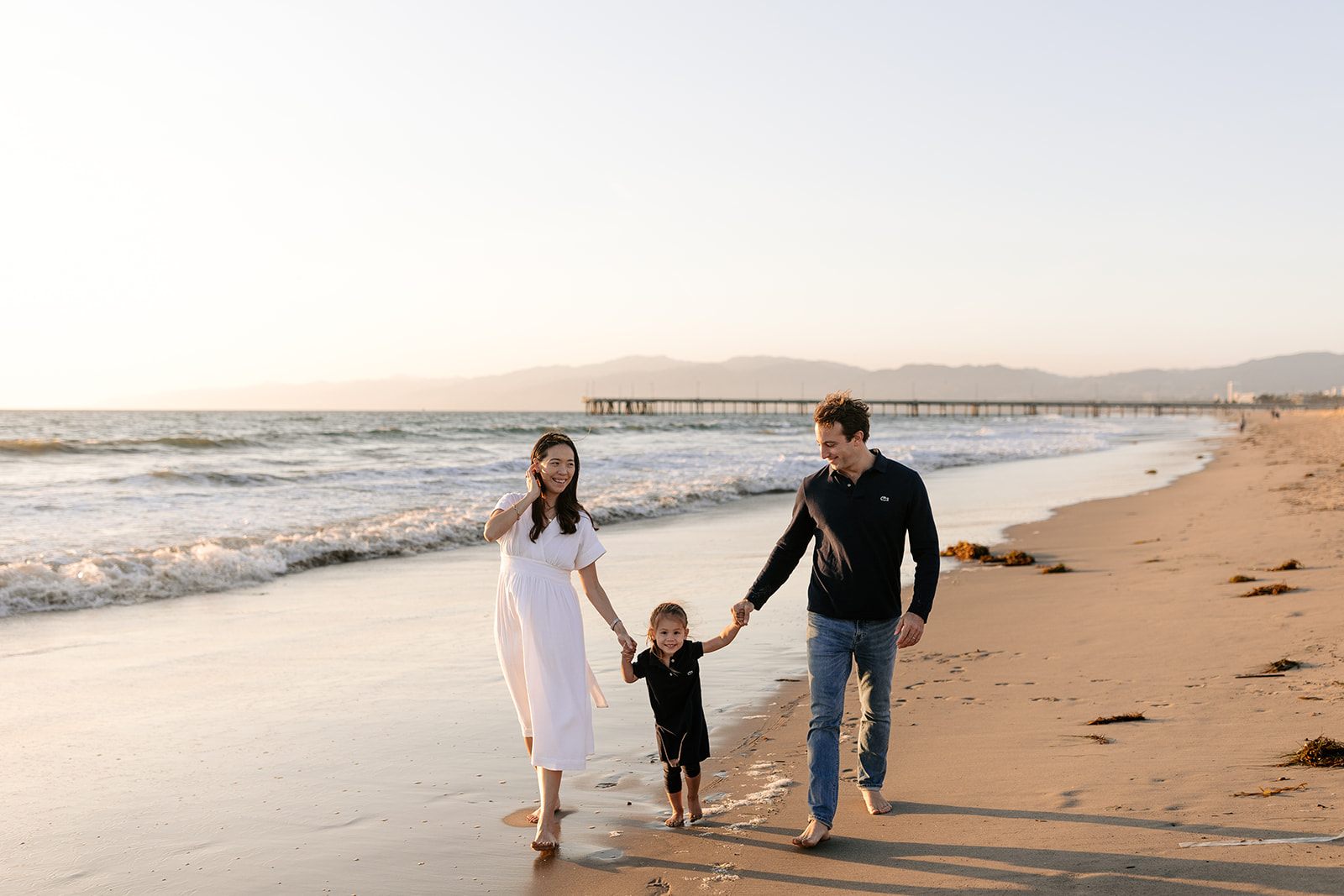 golden hour family maternity marina del rey california beach sunset los angeles photoshoot los angeles photographer