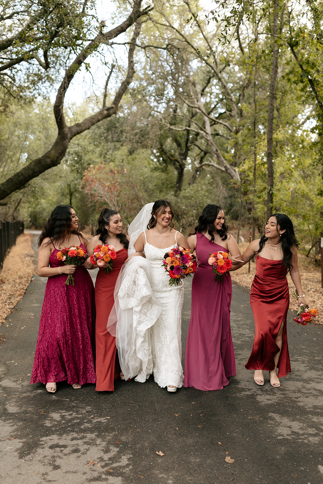 sacramento california backlyard wedding norcal bridal party photos bridesmaids dresses groomsmen attire suits birdal pic