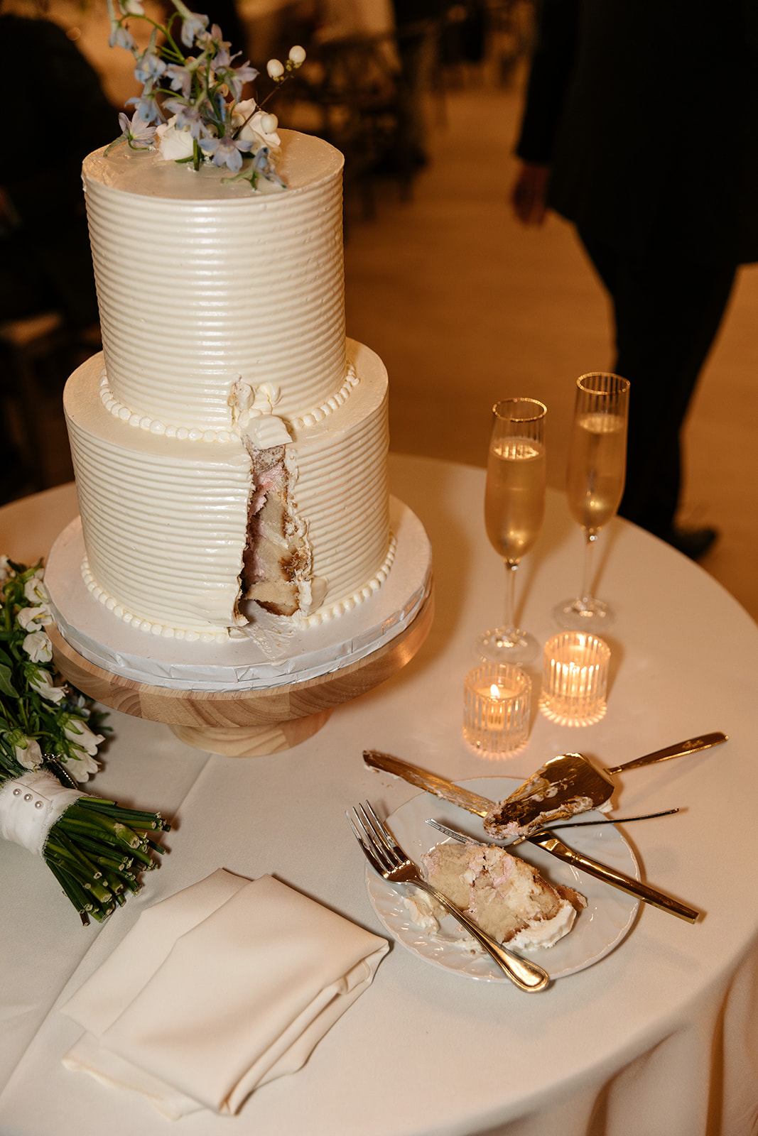 grand gimeno wedding orange county california bride and groom cake cutting pictures two tiered wedding cake flower cake