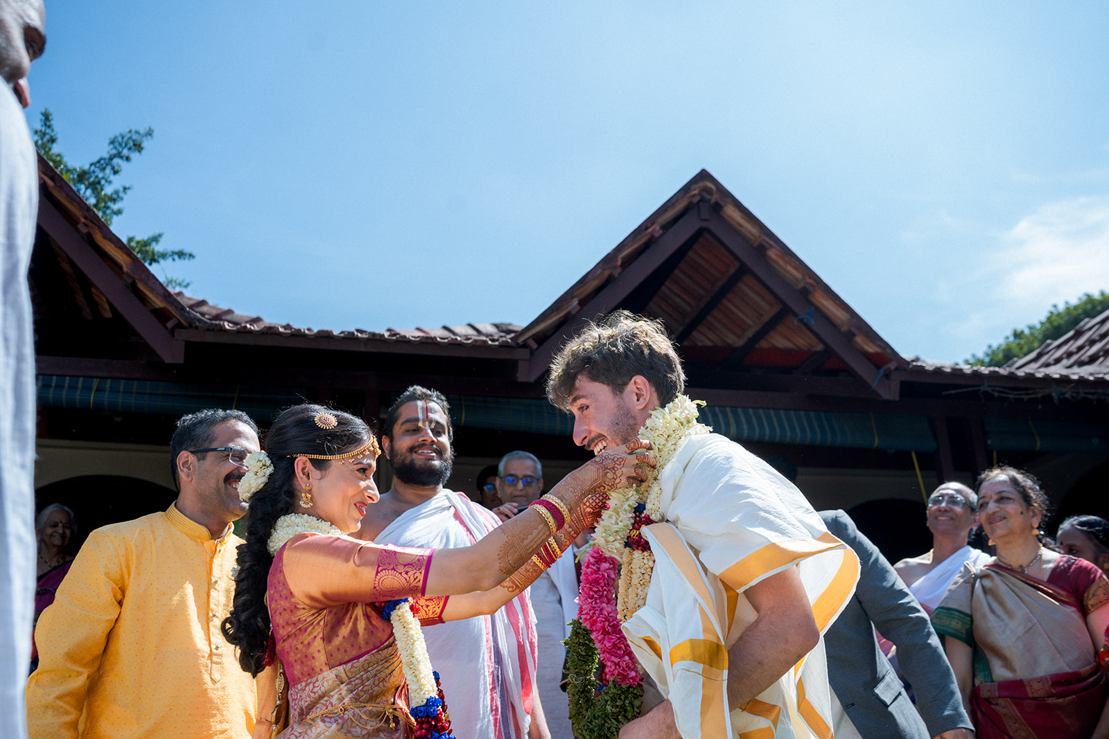 Tamil Brahmin wedding of American origin boy and Bangalore girl at Mysore. 