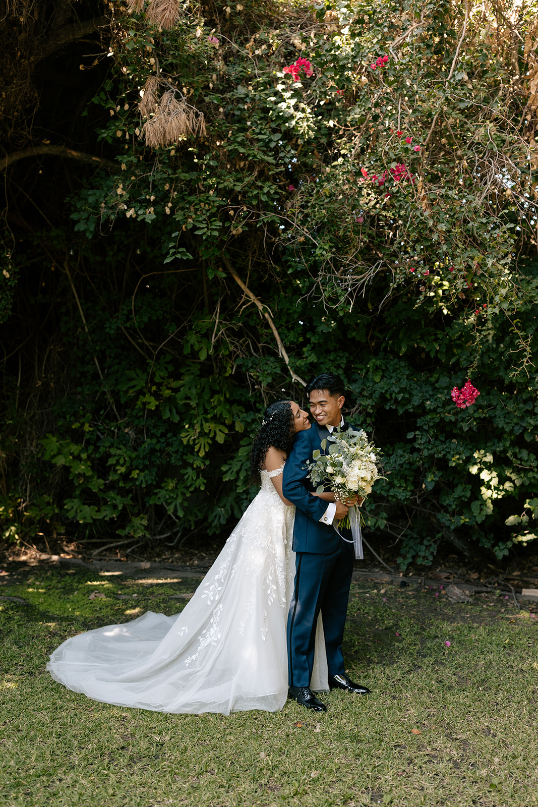 griffith house wedding anaheim california forest photography photoshoot flower bush photography  bridal close ups