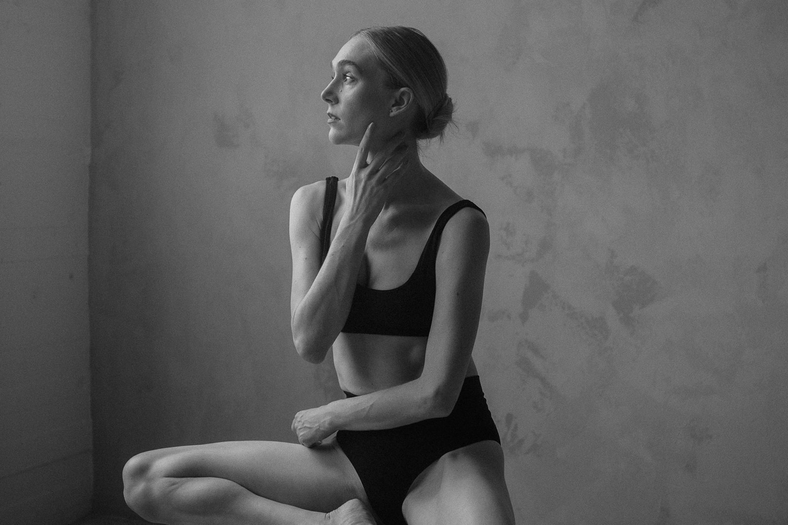 Photoshoot of a ballet dancer at Field Work Toronto