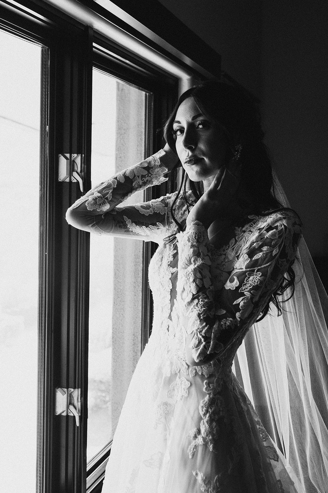 editorial cinematic documentary luxury bridal portrait posing ideas destination wedding brianna kirk photography