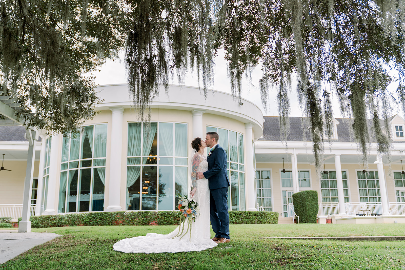 Couples portrait at Lake Mary Events Center