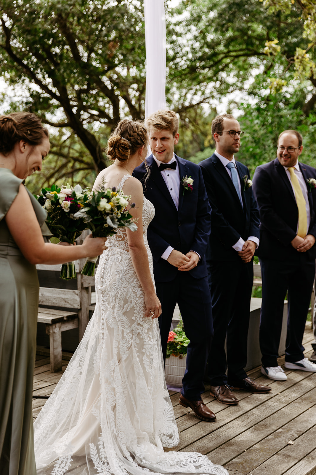 candid outdoor backyard cabin ceremony brianna kirk photography 