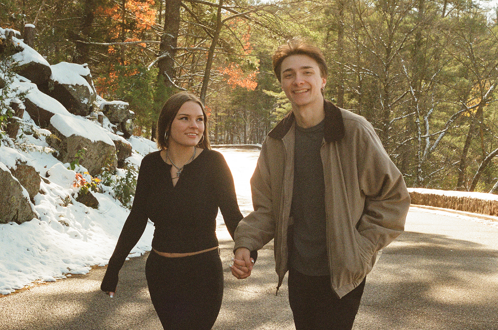 film candid couples engagement taylors falls snowy autumn 