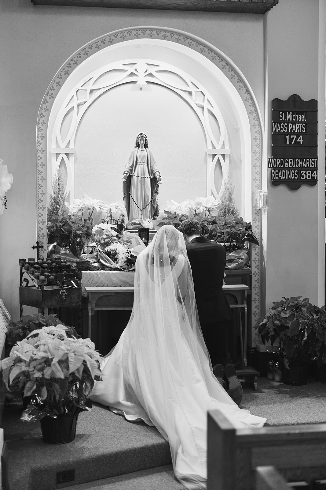 Minnesota catholic wedding photographer