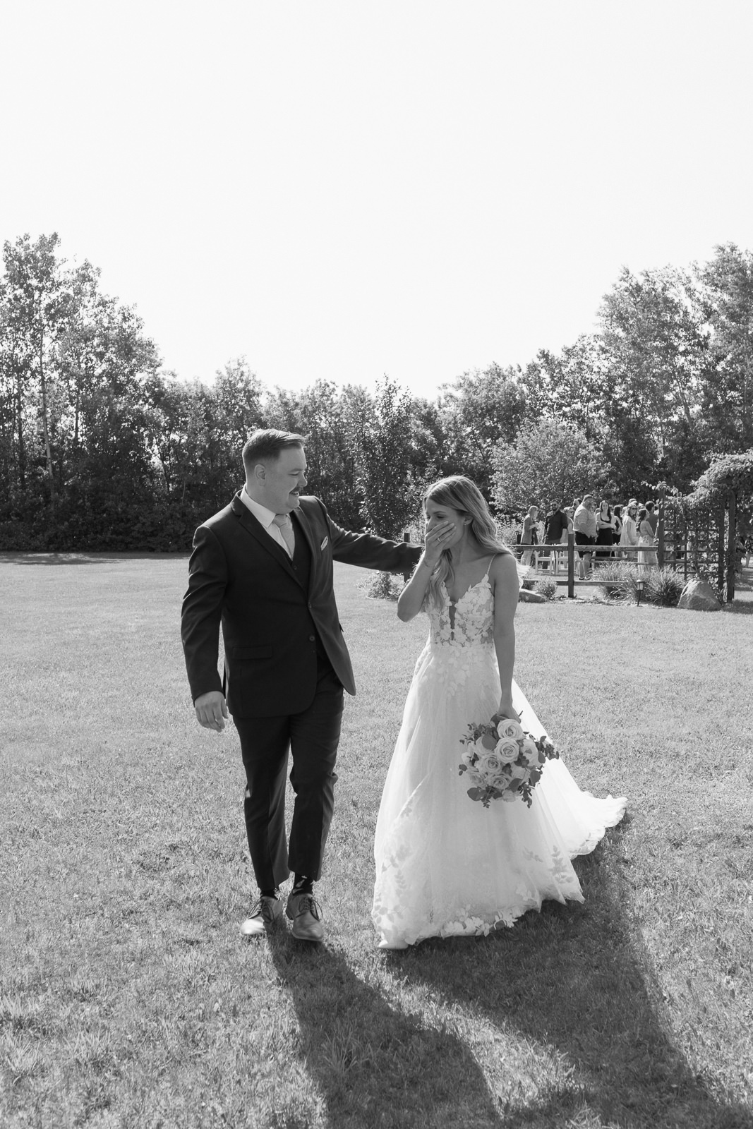 A couple who was married at Rivers Edge Resort in Manitoba.