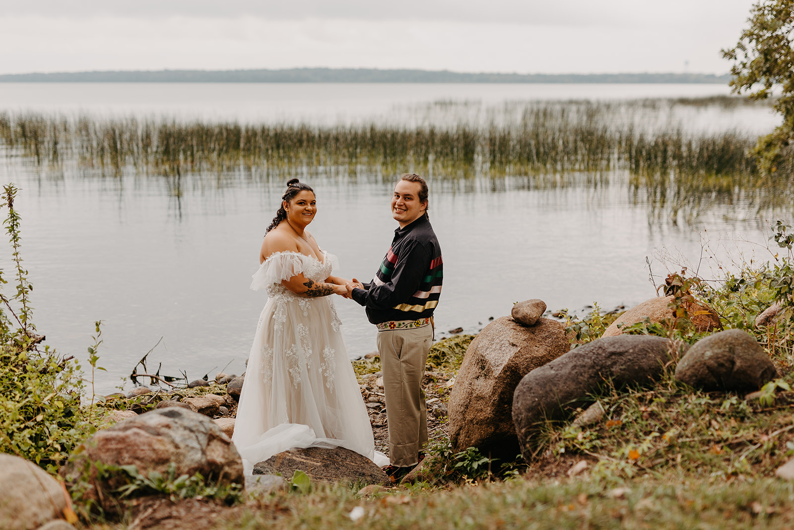 INTIMATE northern minnesota WEDDING AT MILLE LACS BAND OF OJIBWE POW WOW ARENA brianna kirk photography