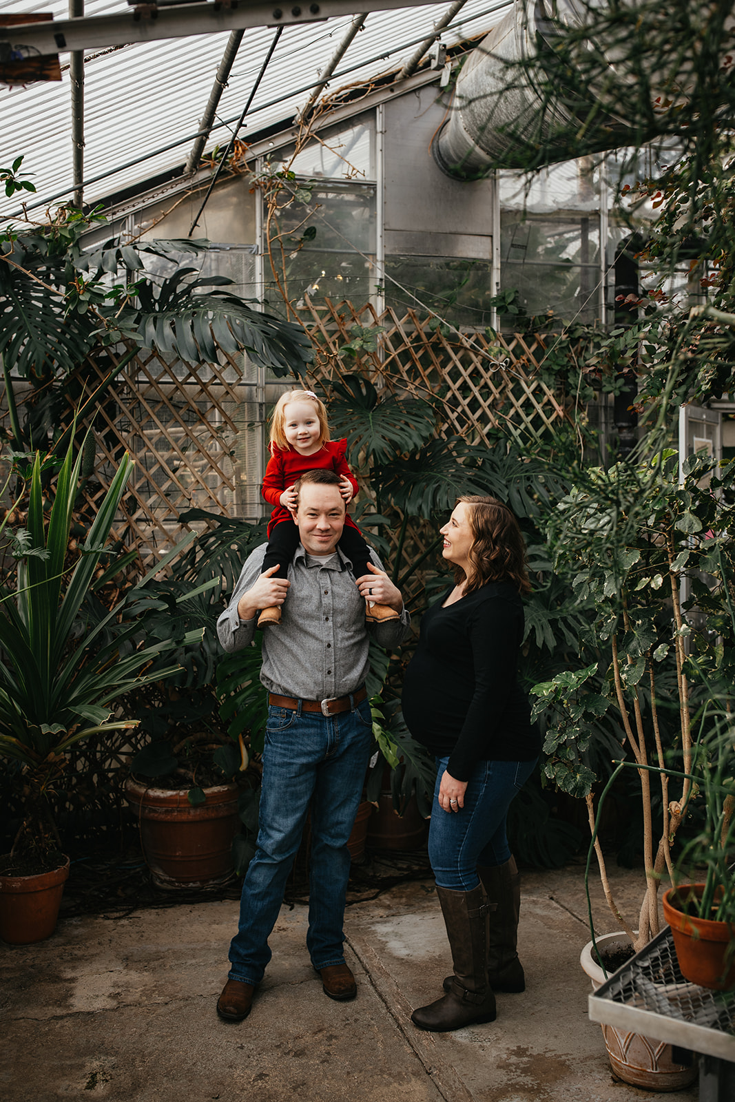 Indoor family session in Anchorage Alaska at the greenhouse.