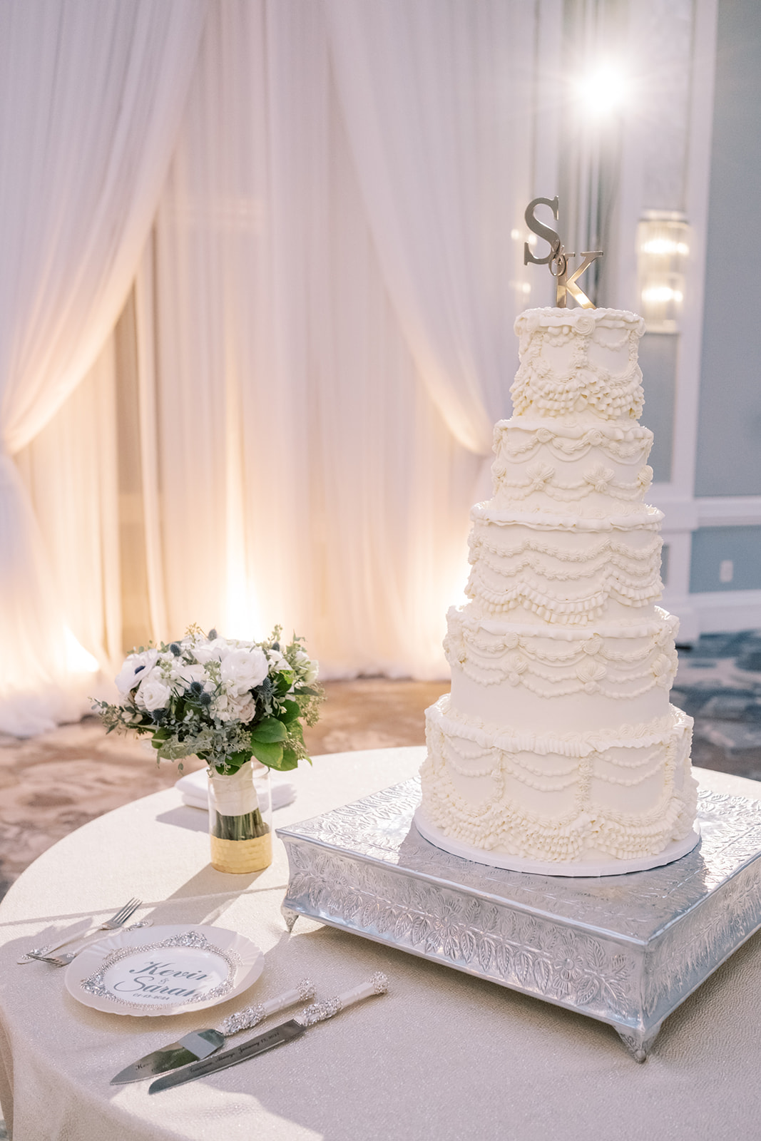 Amazing cake by Danas Cake Shoppe at Lansdowne Resort wedding